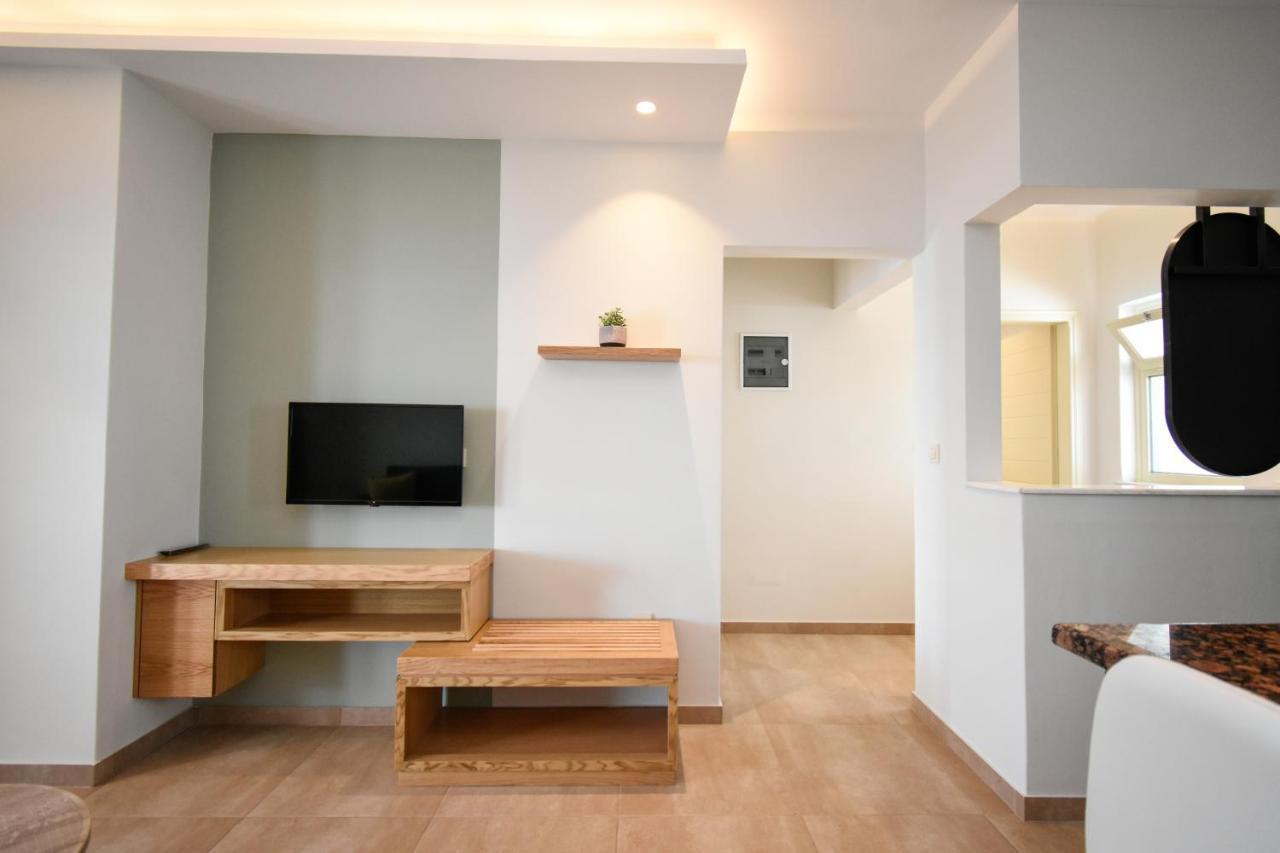 Aparthotel Elena Village &