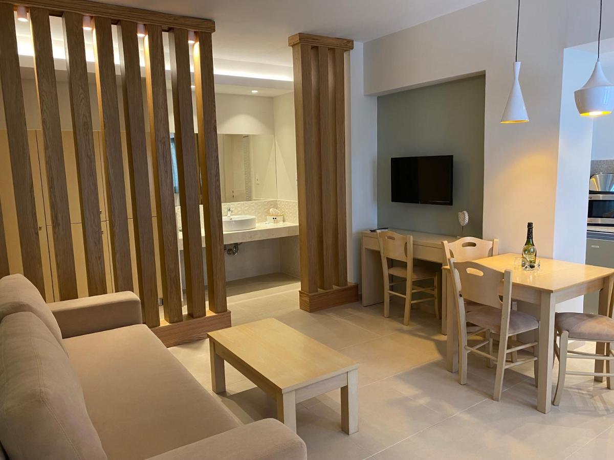 Elena Village & Aparthotel