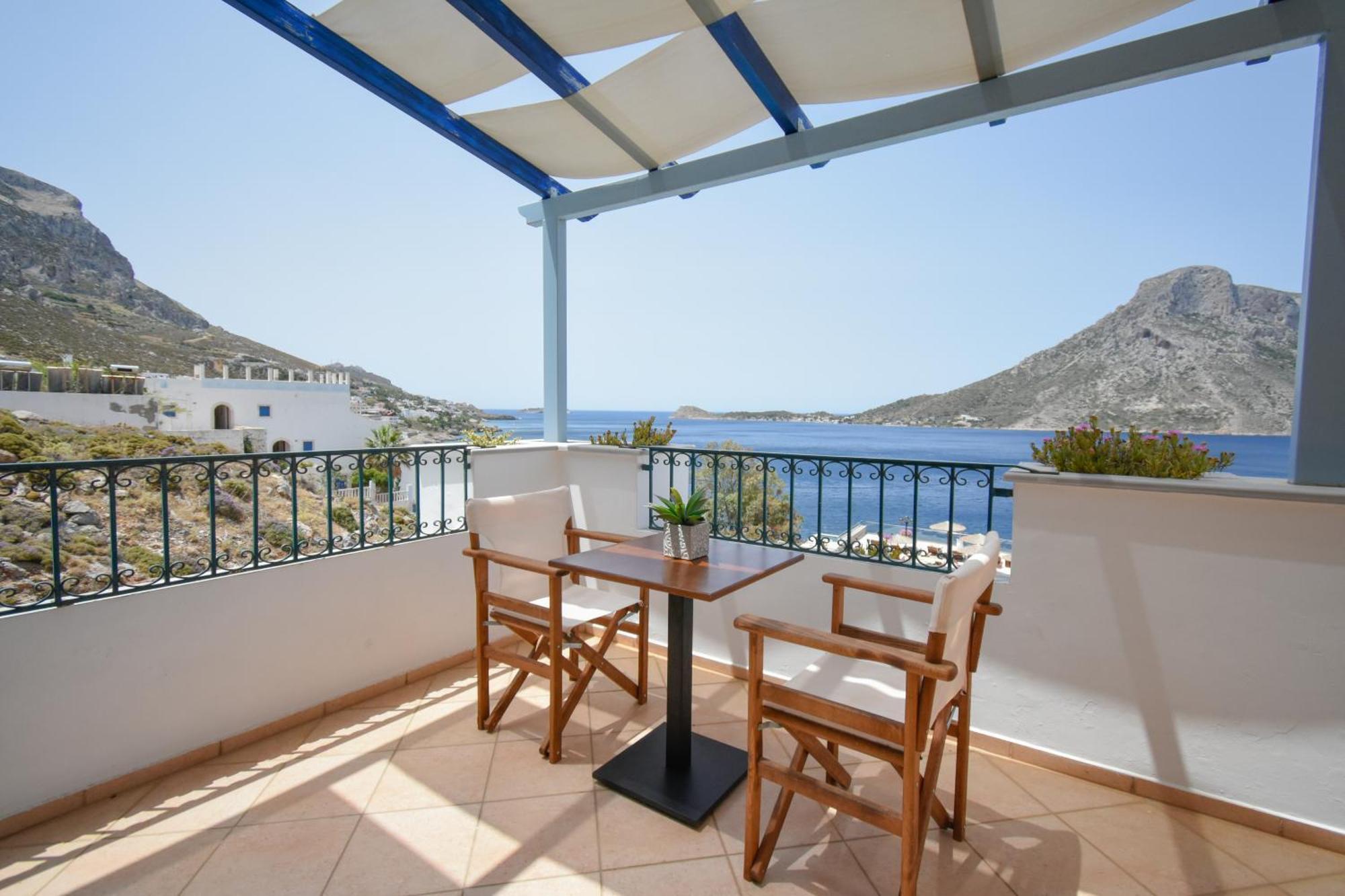 Aparthotel Elena Village & 4*
