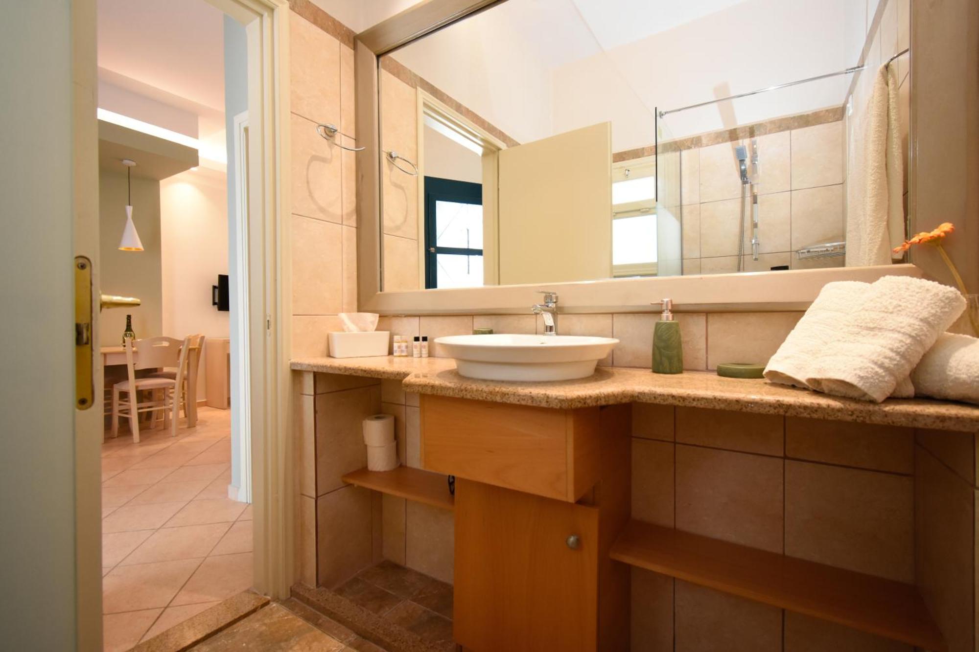 Aparthotel Elena Village &