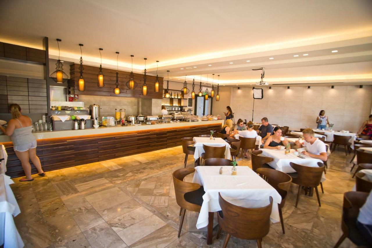 Elena Village & Aparthotel 4*